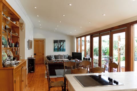 Bishops Garden Kitchen and Livingroom