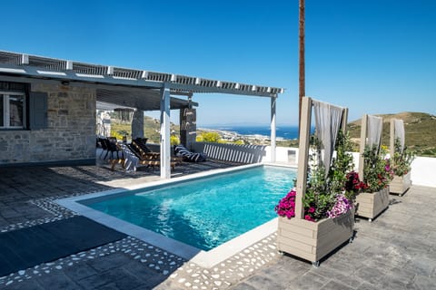 Private pool