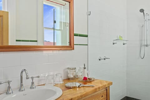 Cygnet Old Bank Stirling Bathroom