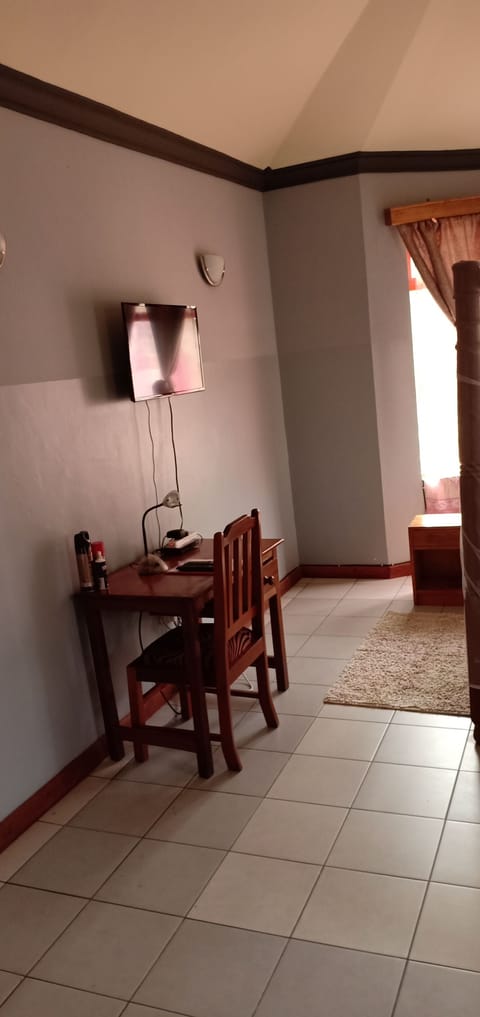 pangoni room- superior room with AC and TV
situated on the 1st floor.