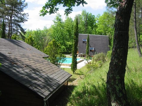 An idyllic set in a totally private park