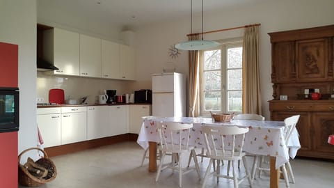 Kitchen and dinning room