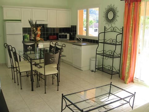 Meriva - Gites 5-7 personnes (02)