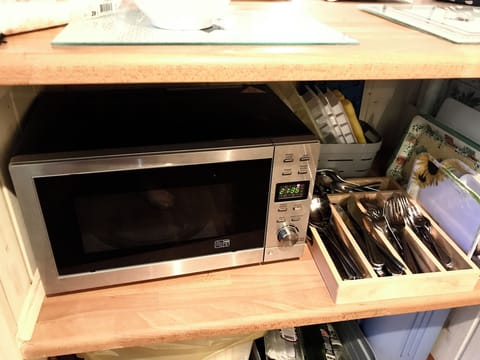 Microwave and cutlery