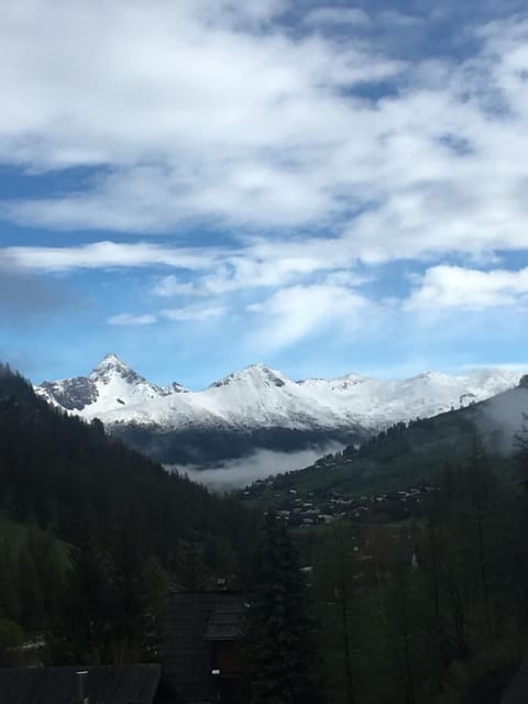 "The stable of Eliris" in an old traditional farm of Queyras Farm Stay in Piedmont