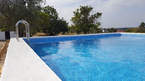 Piscina 6m x 6m x 1,25m