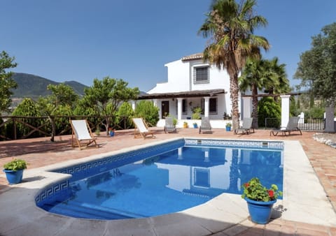 Pool - complete with outside changing/toilet/shower facilities 