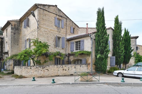 the outside of the house from Place de la Revolution