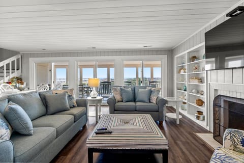 Great open floor plan in this fabulous oceanfront beach house!