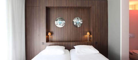 Individually decorated, desk, rollaway beds, free WiFi