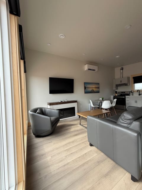 Superior Cabin, 2 Bedrooms | Living area | LED TV
