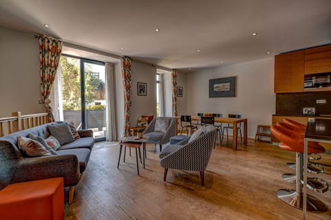 Modern design and open plan layout