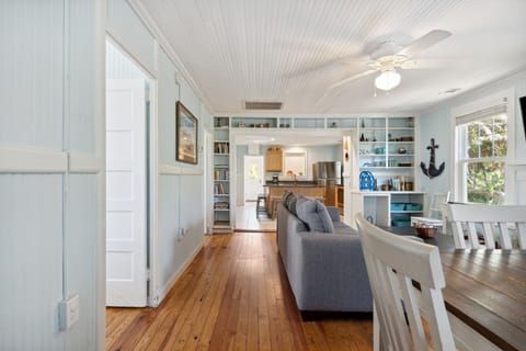 This great layout allows for conversations to be had between the kitchen, living room and dining room effortlessly.
