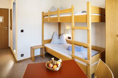 Comfort Twin Room | Bed sheets