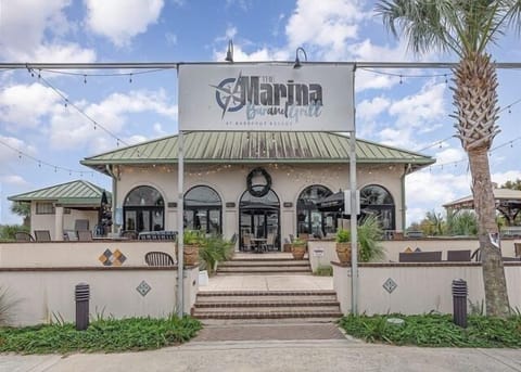 Condo, 2 Bedrooms | Exterior