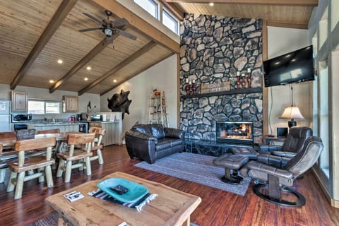 Living Room | Free WiFi | 3-Story Unit