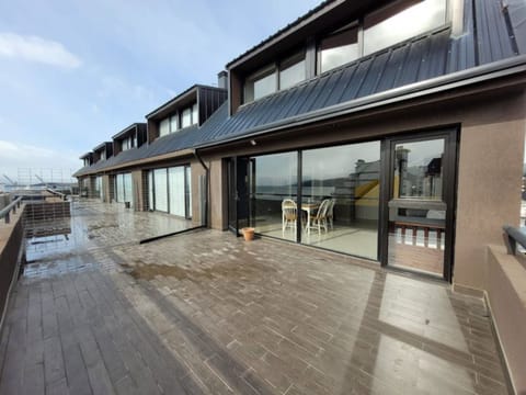 Apartment (Krund) | Balcony