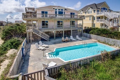 Rear Exterior of Mermaid's Lair