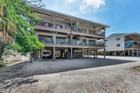 3-web-or-mls-Front20Exterior202