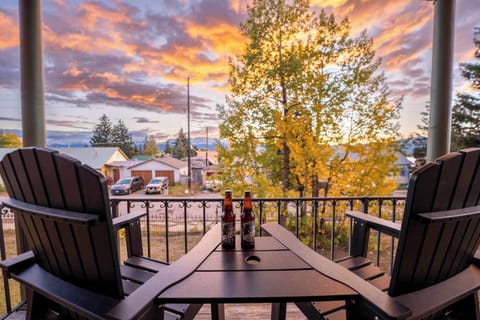【Balcony View】 Your private balcony faces the peaks — sunrise coffee or evening drink