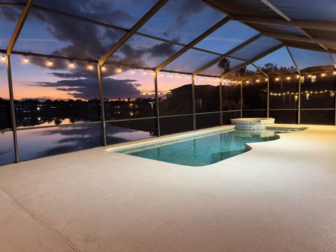 Hard to drag yourself away. South facing, huge deck, stunning view, luxe beds