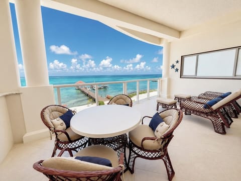 3rd floor OCEANFRONT views! Enjoy a large, private patio with expansive views!