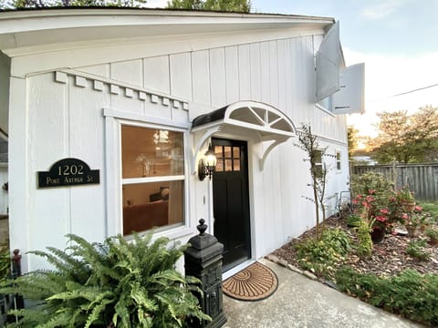 The Cottage is the original Carriage House to the historic property 