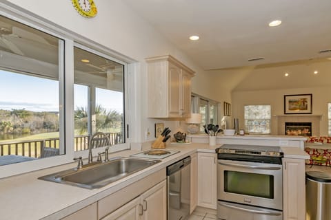 Pass through window for easy outdoor dining