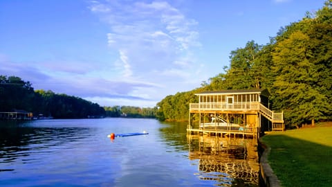 Life at the lake is good!