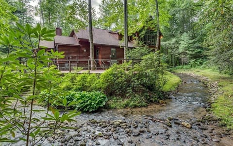 Welcome to Mountain Waters Lodge!