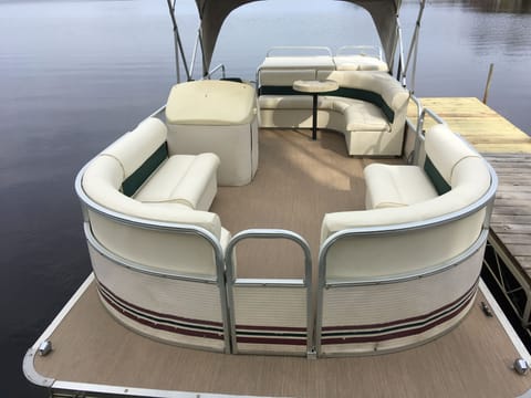 Pontoon boat w. 25 hp motor to rent - call or email for details and separate res