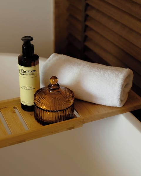 Free toiletries, hair dryer, bathrobes, slippers