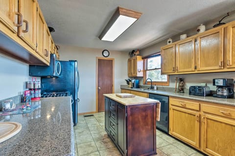 Kitchen | Cooking Basics | Dishware/Flatware