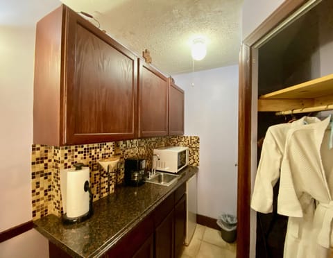 The Windsor | Private kitchenette
