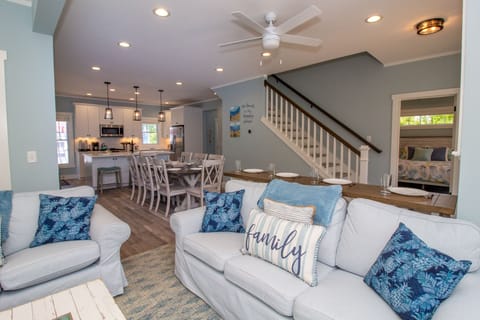 Main Level | Living Room