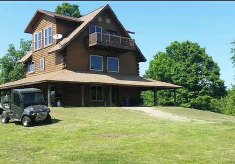 120 ACRE MOUNTAINTOP PARADISE HIKE TRAILS WITH KIDS AND DOGS THEN VISIT BRANSON!