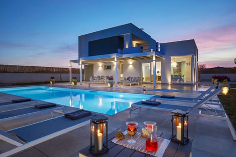 Private pool