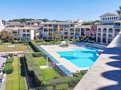 Swimming Pool, Property, Resort, Building, Vacation, Real Estate, Town, Resort Town, Hotel, Apartment