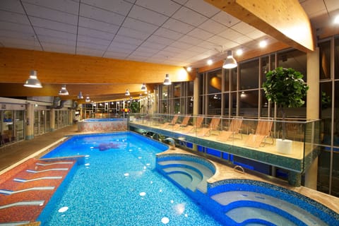 Indoor pool, outdoor pool