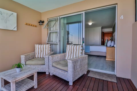 Deluxe Double Room | Terrace/patio