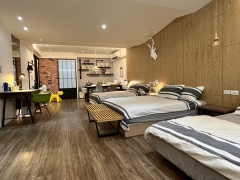 With 3 double beds