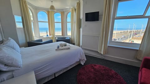 Deluxe Double Room, Sea View (Room 16) | Individually decorated, individually furnished, iron/ironing board