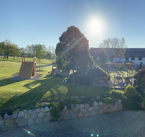 Twin Room | Garden view