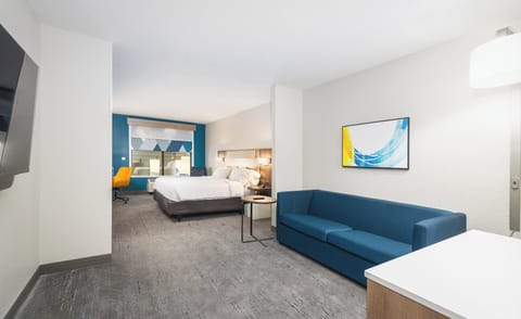 In-room safe, desk, laptop workspace, iron/ironing board