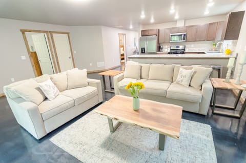 Living Room (1)