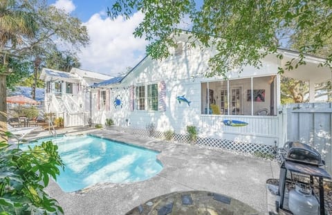 Welcome to Pink Zebra Cottage!