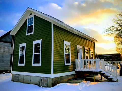 Fully refinished 1880s home!