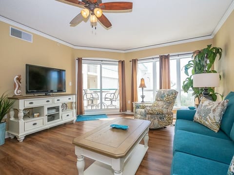 3403 Windsor Court South