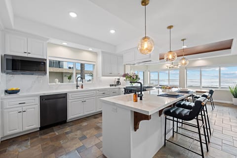 Ocean view kitchen
