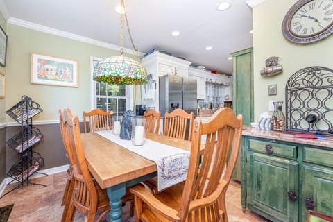 Breakfast and lunch Nook